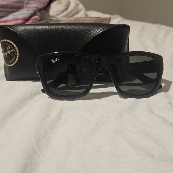 Ray-Bans - Picture 4 of 5